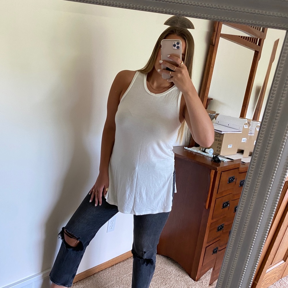 Foreign Exchange White Tank